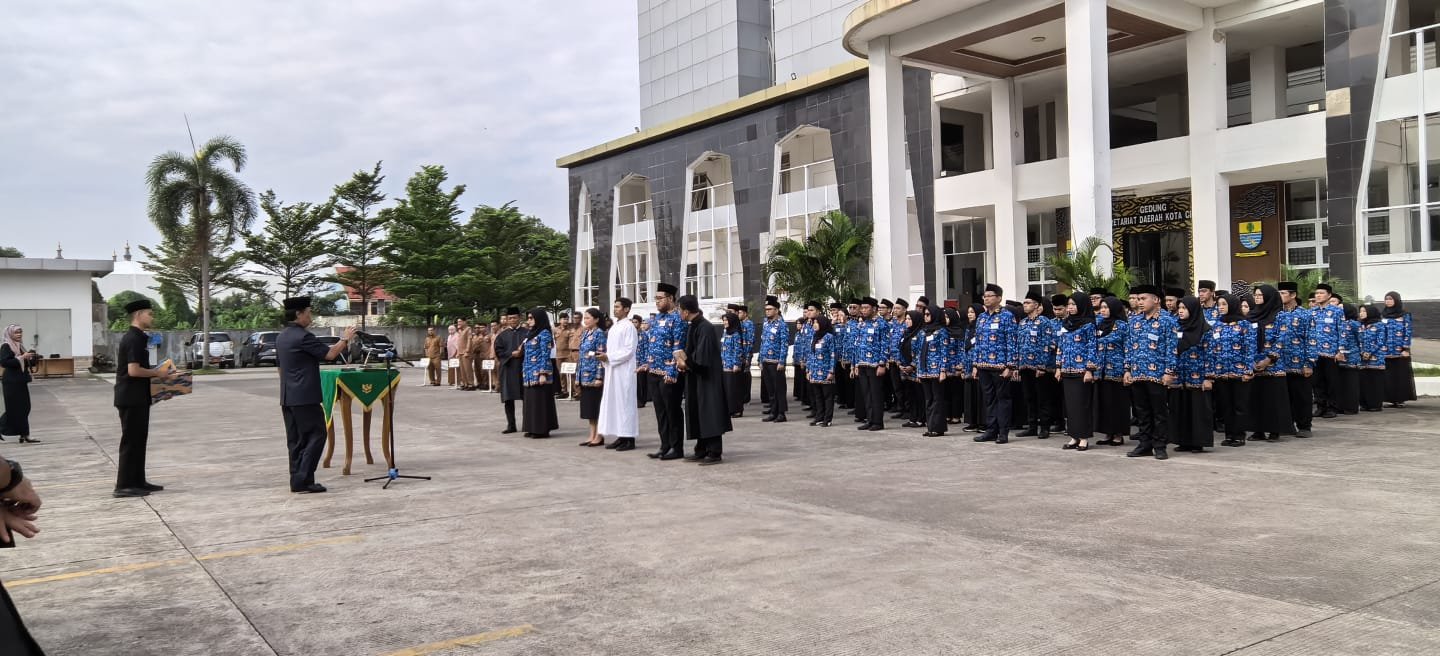 Wali Kota Cirebon Effendi Edo Lantik Kadis Catatan Sipil,  Pejabat Fungsional dan PNS: Tegaskan Integritas dan Kesiapan Tanpa Pilih Tugas