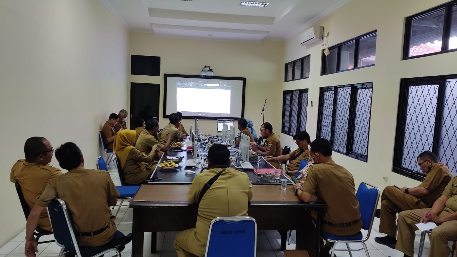 Pembahasan Tindak Lanjut LKPJ