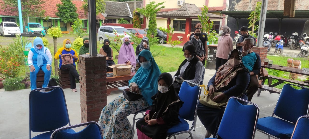 Pelaksanaan SWAB Antigen bagi peserta Digital Entrpeneurship Academy (DEA)