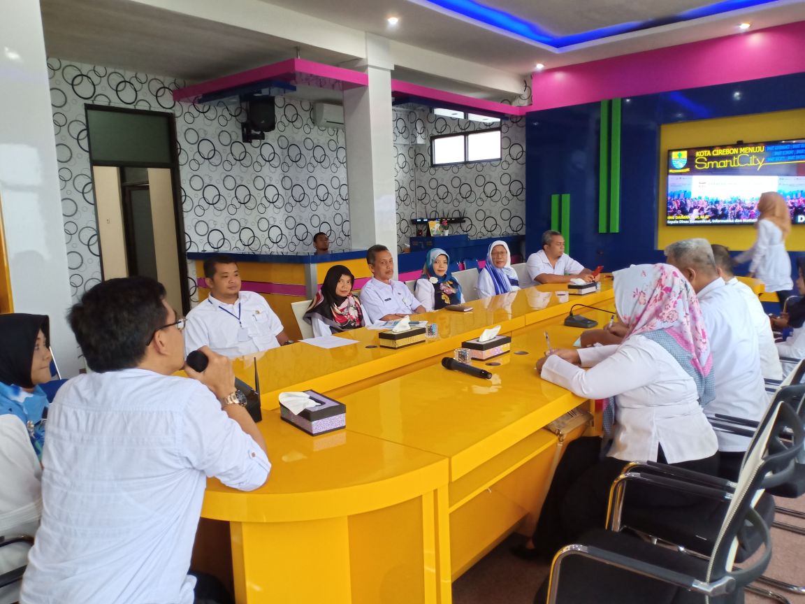 DINILAI KREATIF DALAM PENGELOLAAN PERSOALAN TEKNOLOGI, PEMKAB LAMPUNG TENGAH SAMBANGI DKIS KOTA CIREBON