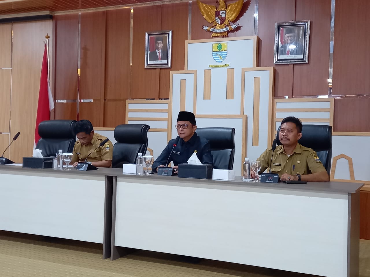 Menuju Kota Cerdas: Pemerintah Kota Cirebon Gelar Rapat Persiapan Evaluasi Smart City Tahap II Tahun 2024