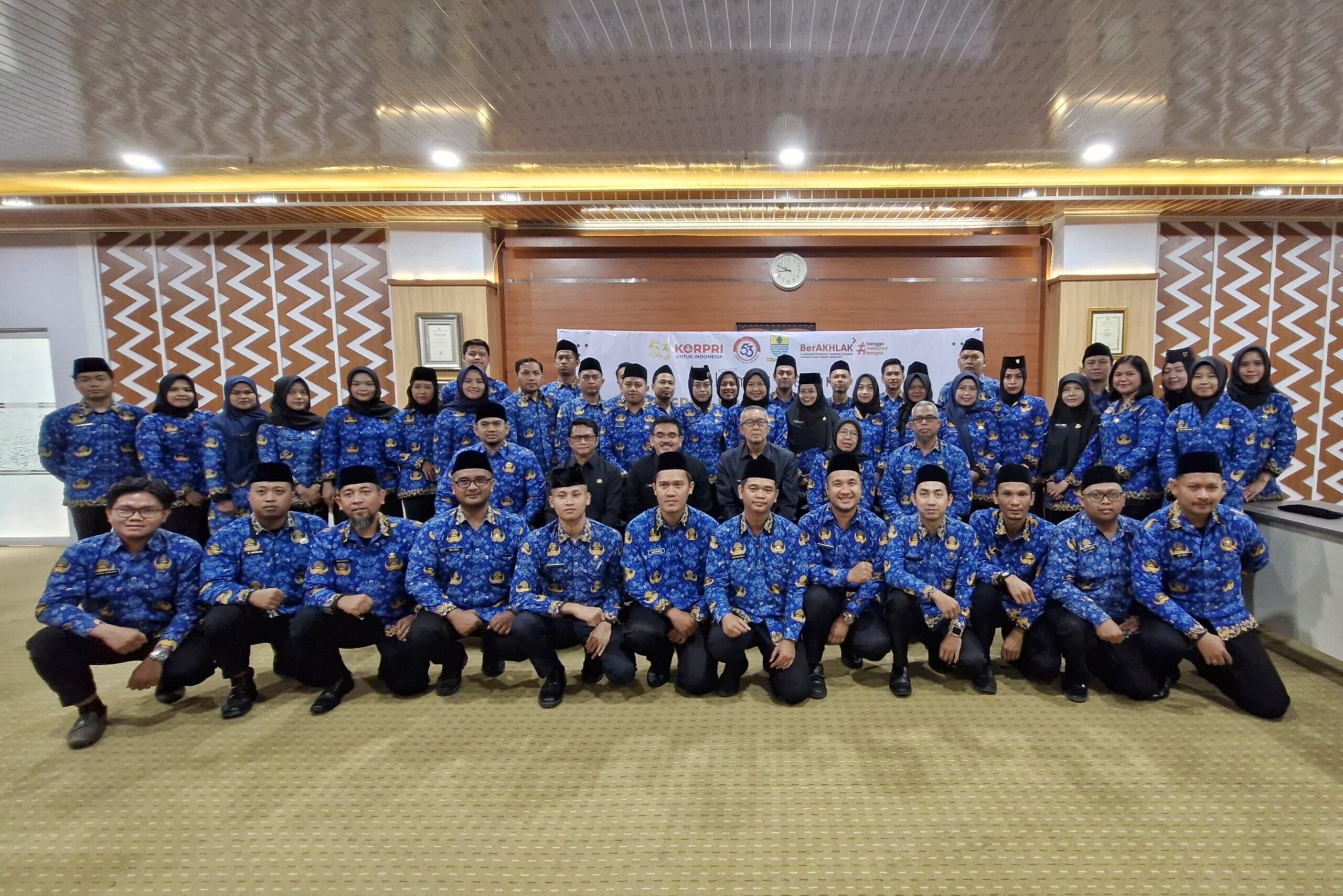 DKIS Kota Cirebon Tunjukkan Partisipasi Aktif dalam Peringatan HUT Ke-53 KORPRI