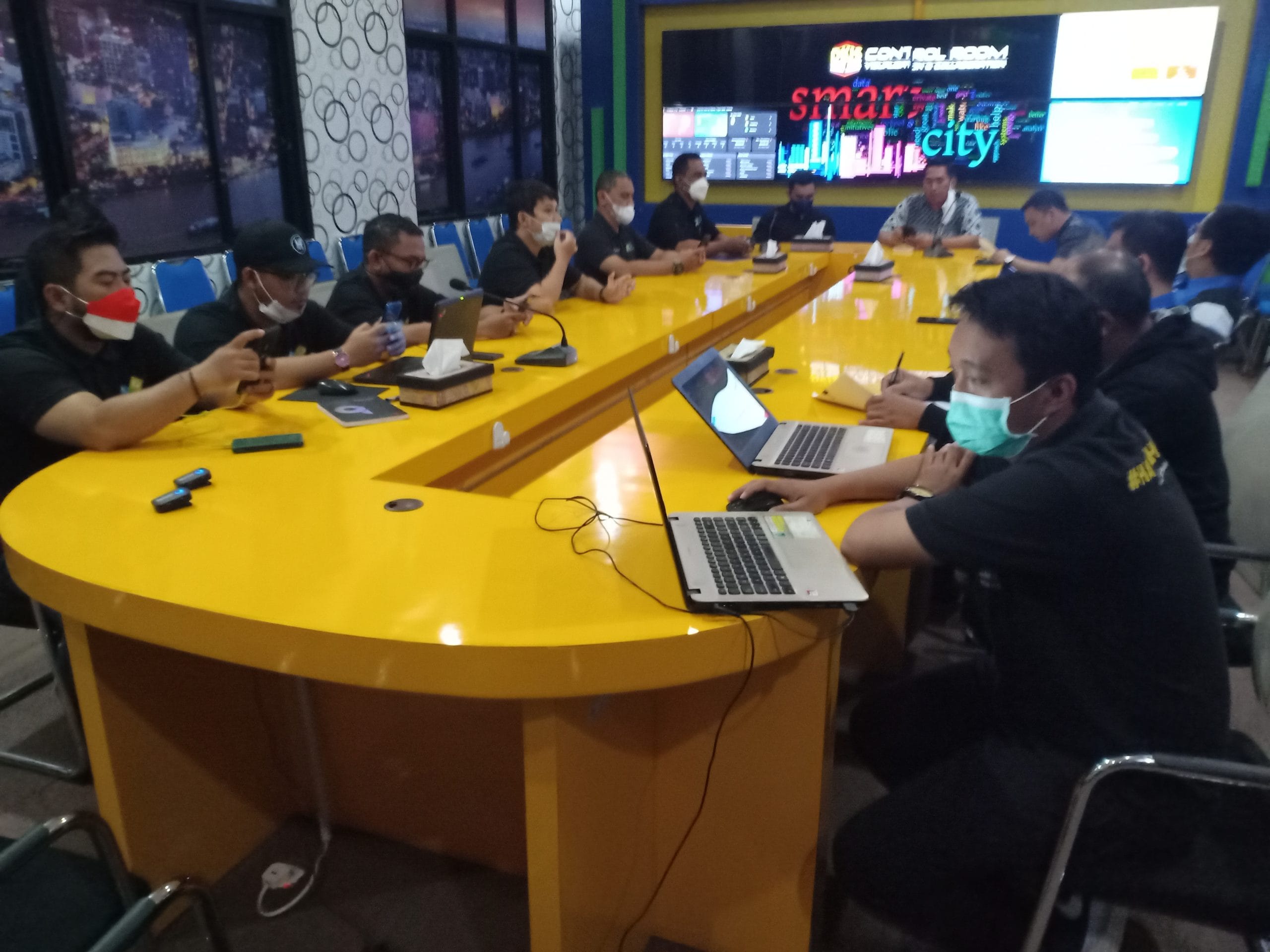 FGD sekaligus Perjanjian Kerja Sama (PKS) Replikasi Unit Jabar Saber Hoaks di Kota Cirebon