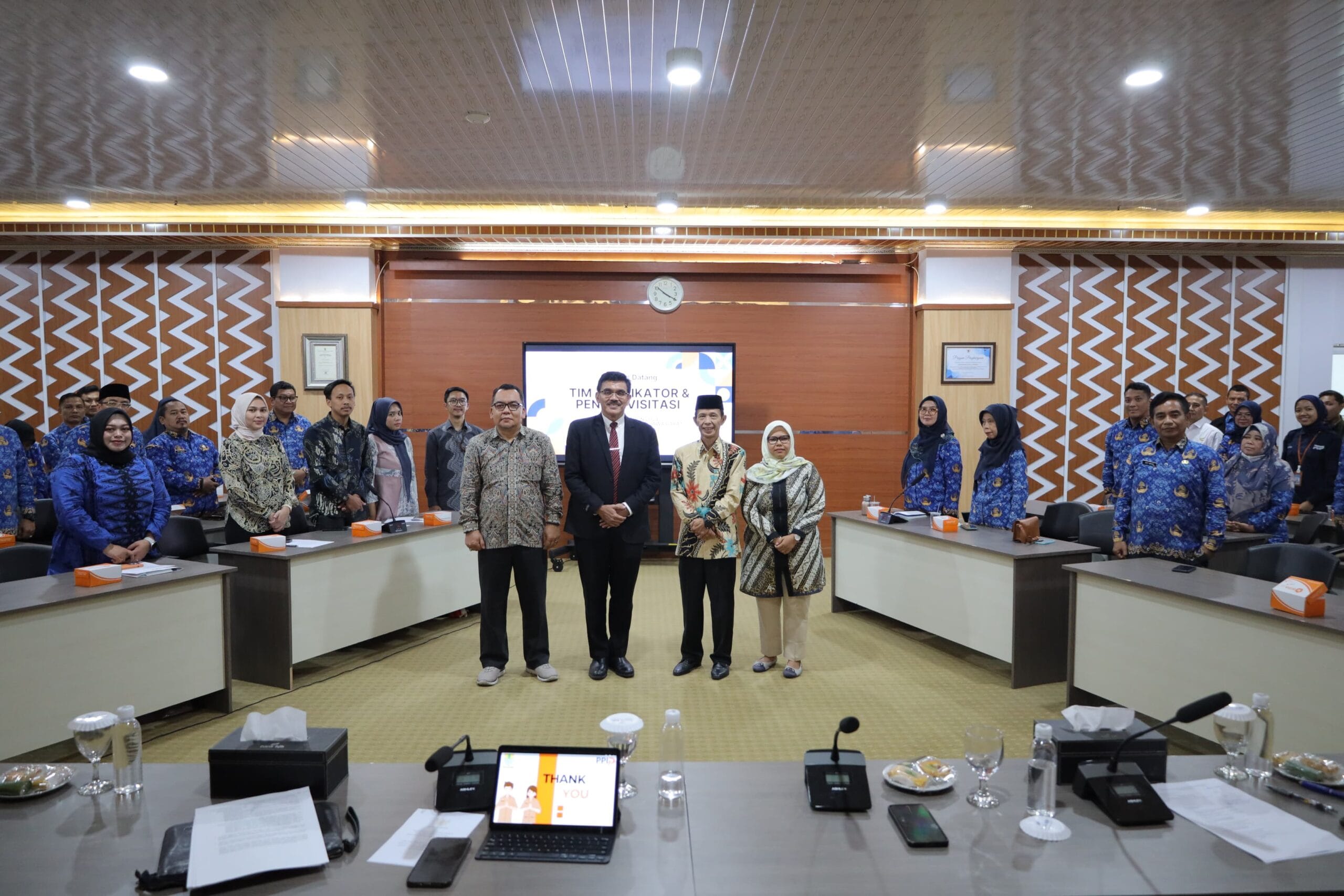 Kota Cirebon Terima Tim Uji Publik Monev KI Jabar Tahun 2024, Pj. Sekda: Upaya Peningkatan Pelayanan Publik di Kota Cirebon