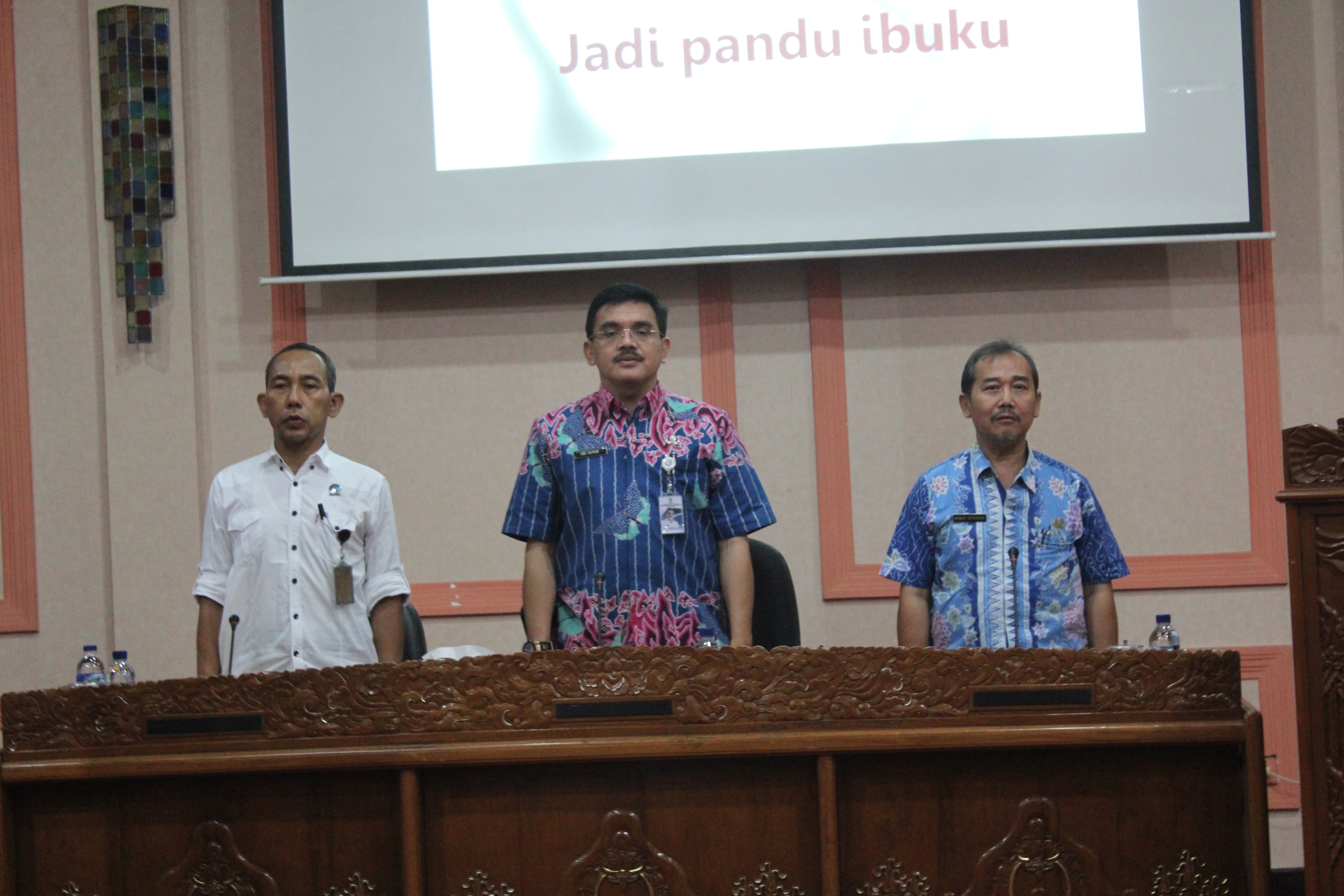 22 KELURAHAN 5 KECAMATAN DI KOTA CIREBON RAMAIKAN KEGIATAN WORKSOP KELOMPOK INFORMASI MASYARAKAT (KIM) TAHUN 2017