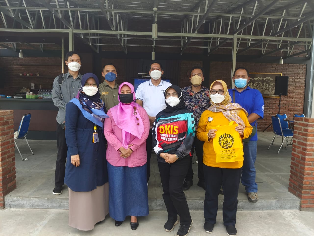 Menerima Kunjungan Penelitian Mahasiswa FEB UI