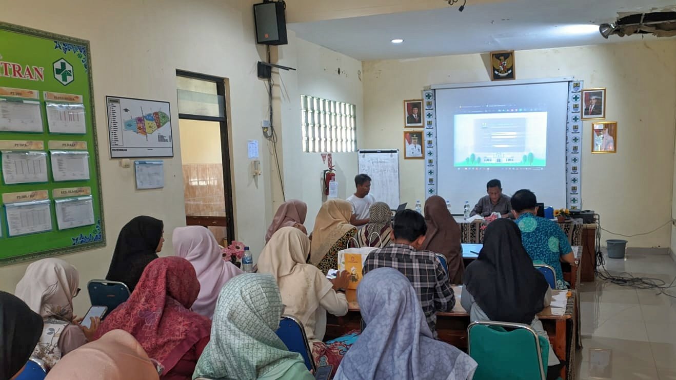 Sosialisasi Tanda Tangan Elektronik untuk Pegawai Dinkes dan Puskesmas oleh DKIS Kota Cirebon