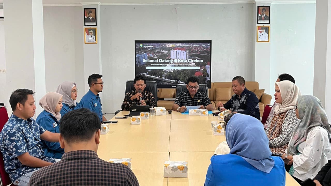Terima Kunjungan DPRD Indramayu, DKIS Bahas Raperda Smart City melalui Digitalisasi Layanan Publik