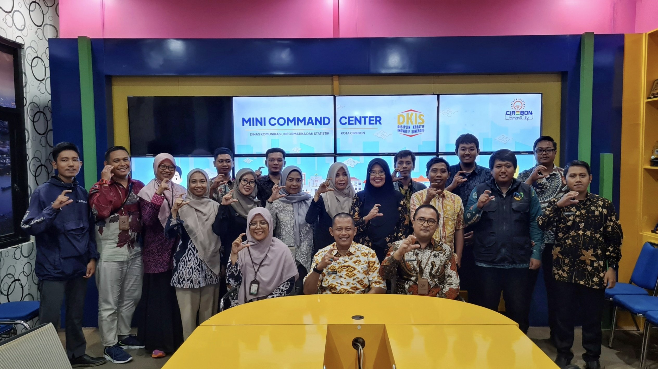 DKIS Bersama BPS Gelar Evaluasi Desa Cantik 2026, Agen Statistik Kecamatan Pekalipan Dibekali Keterampilan Digital