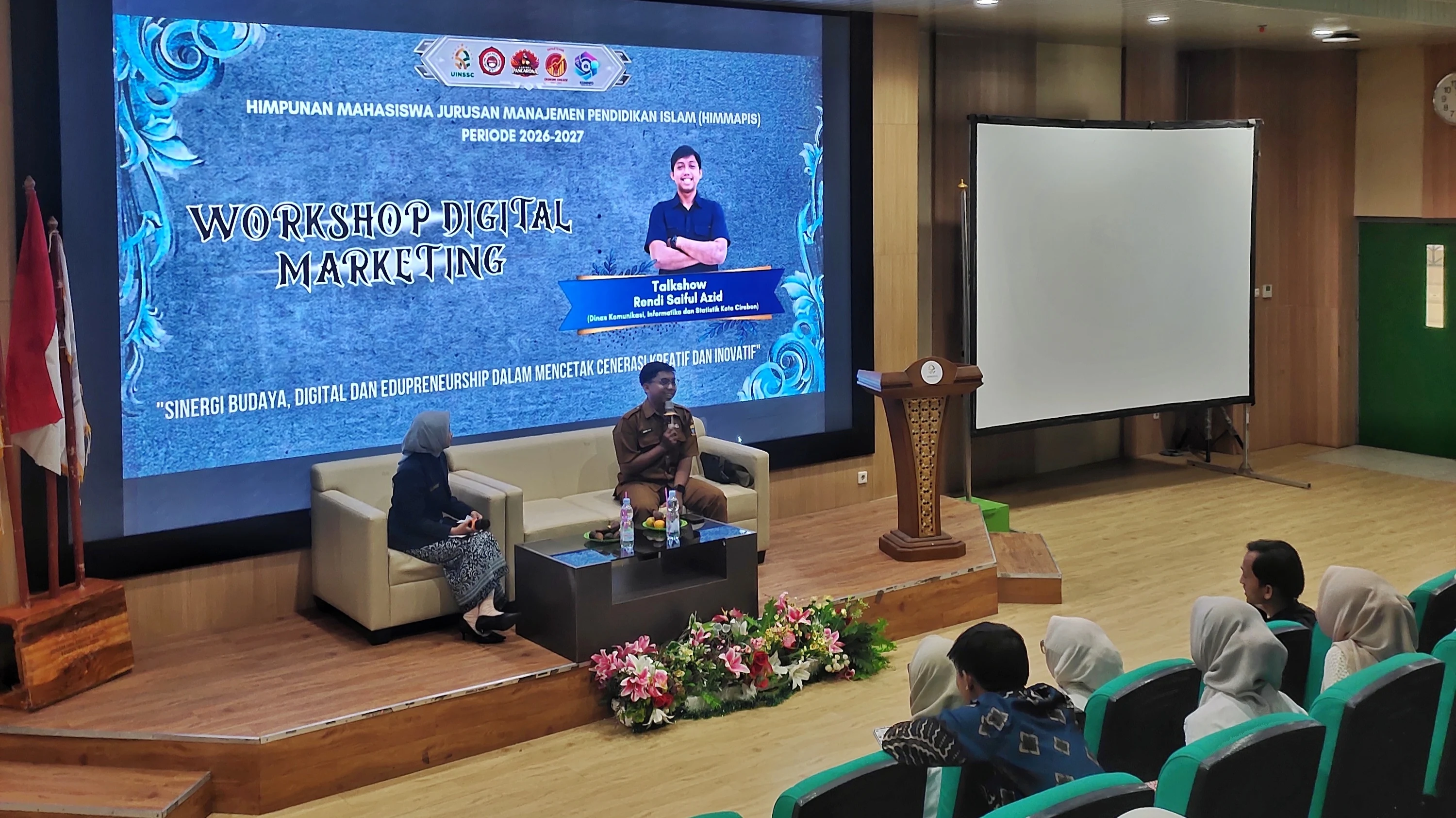 DKIS Kota Cirebon Bagikan Wawasan Digital Marketing dan Pemanfaatan AI kepada Mahasiswa UIN Siber Syekh Nurjati